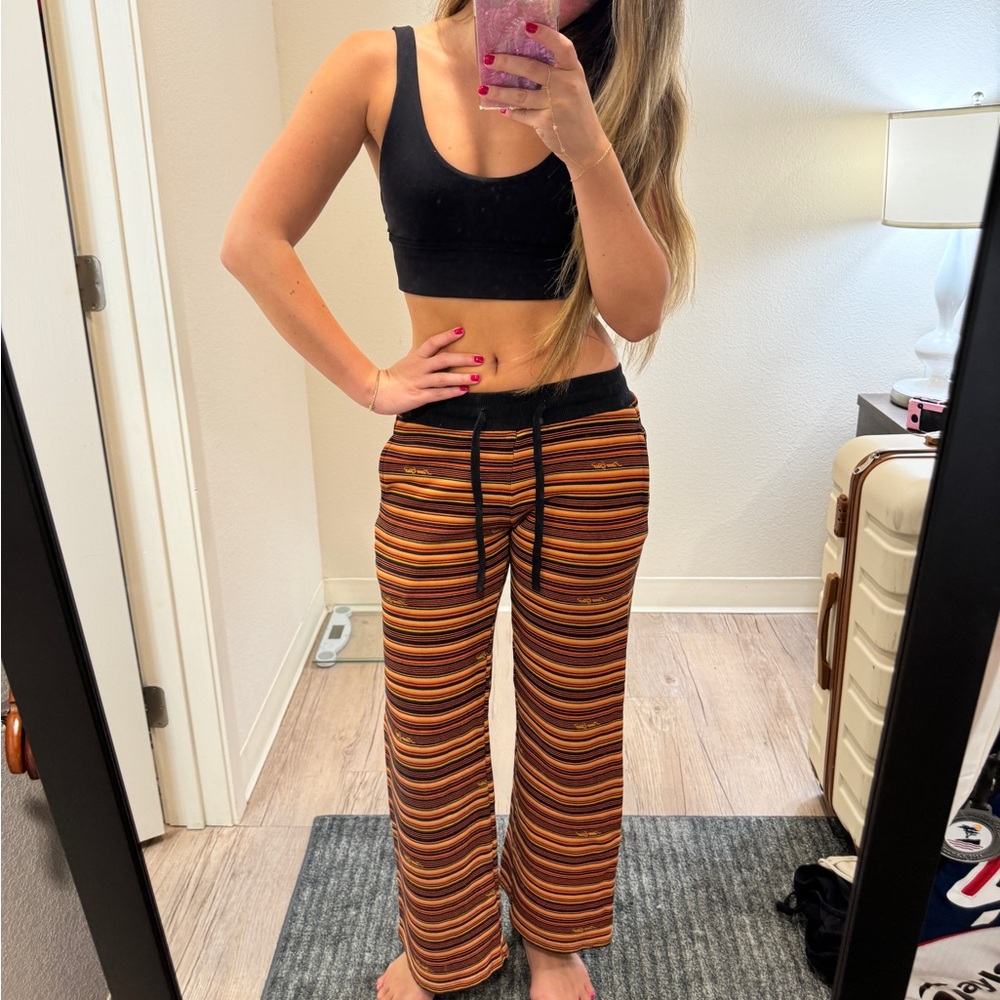 I am Gia pants
